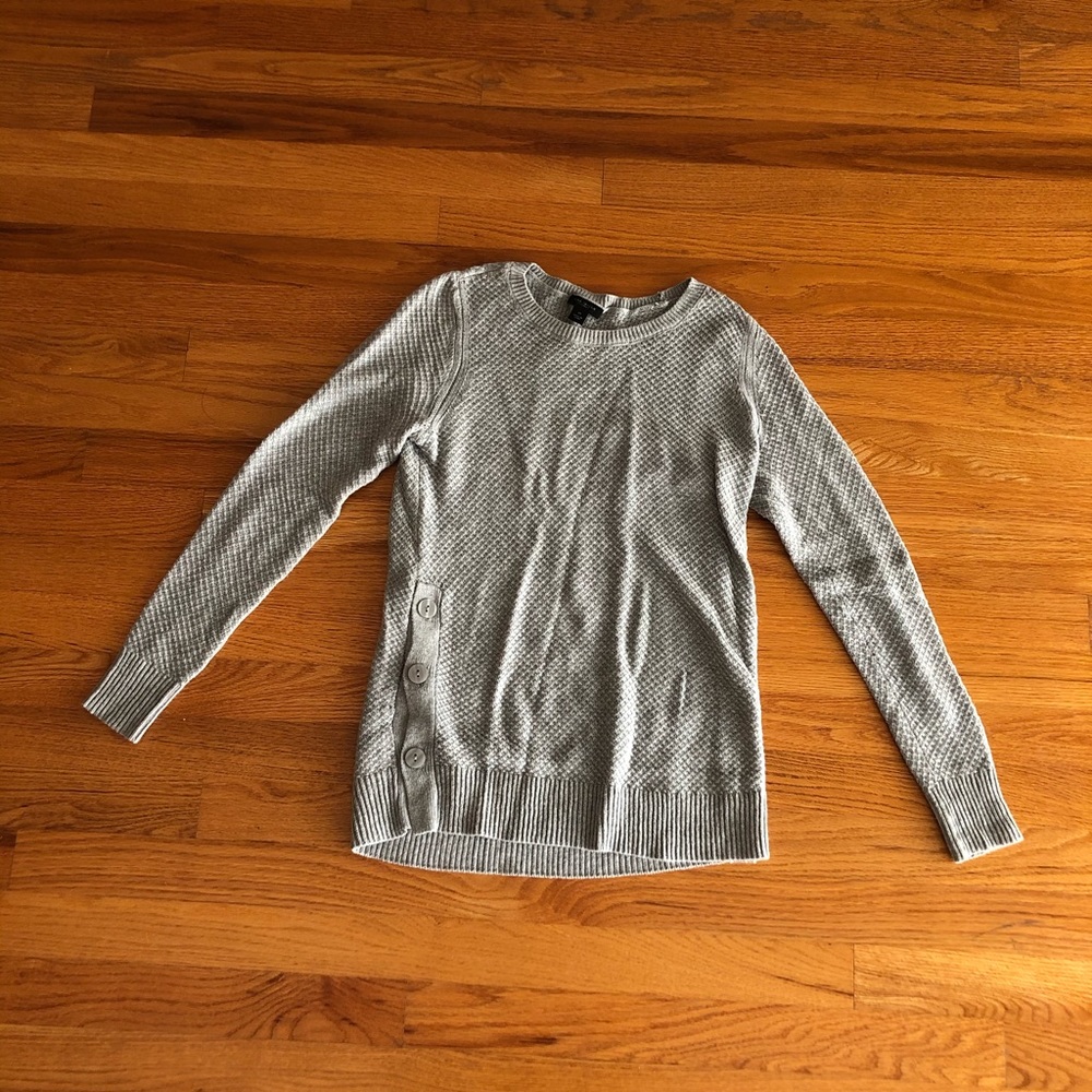 Grey Ann taylor long sleeve with buttons